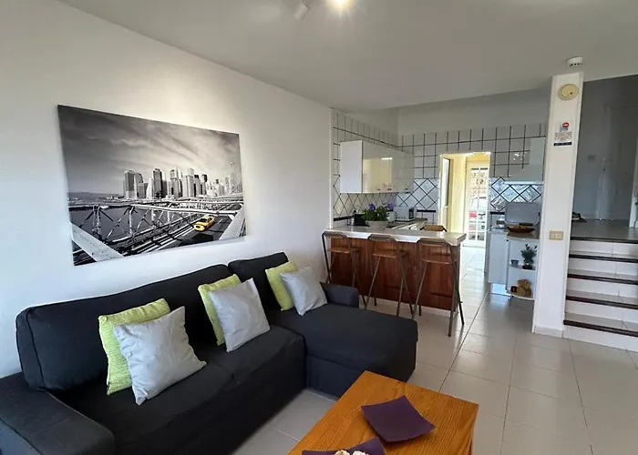 فيلة Front Vv كوراليهو